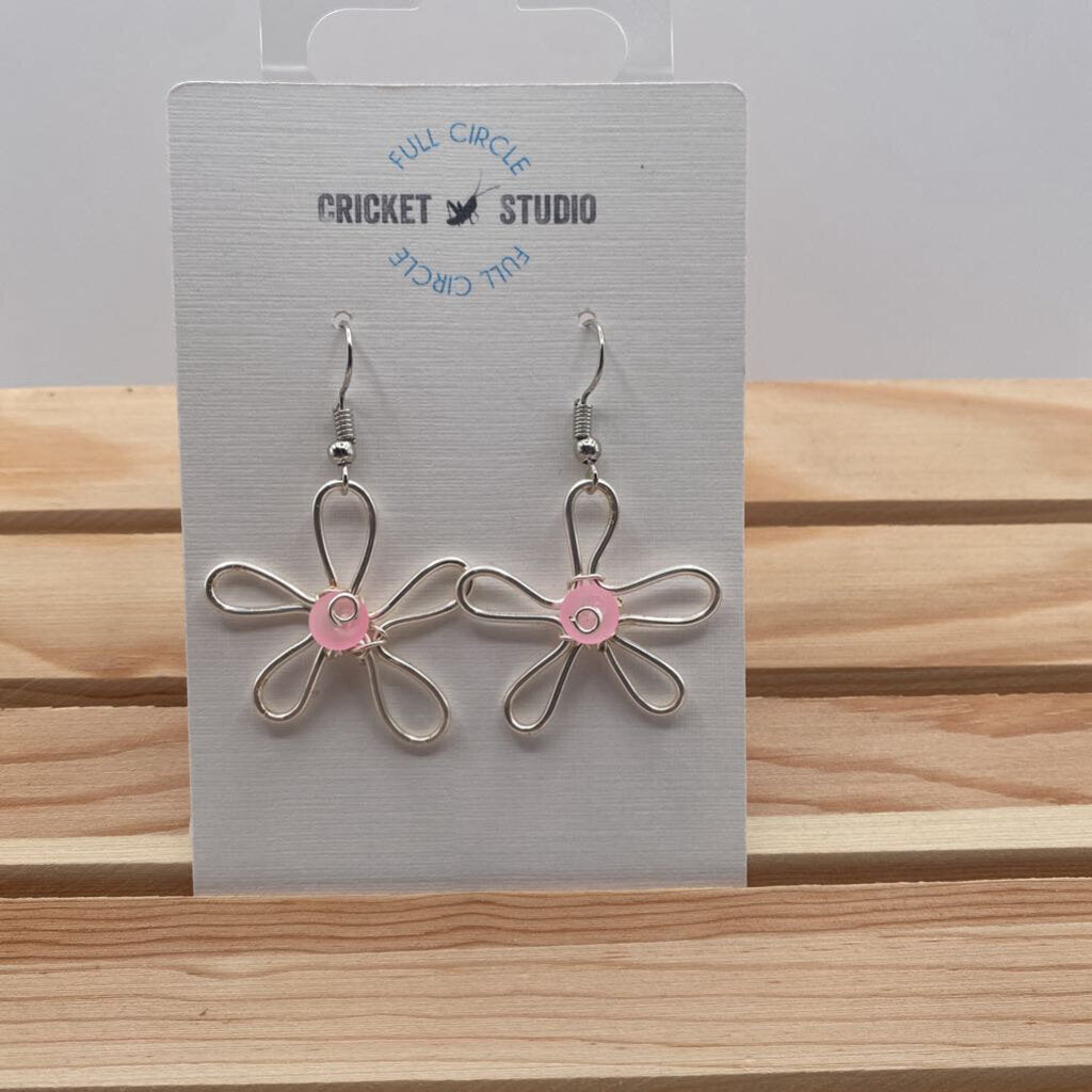 Cricket Studio | Small Flower Earrings