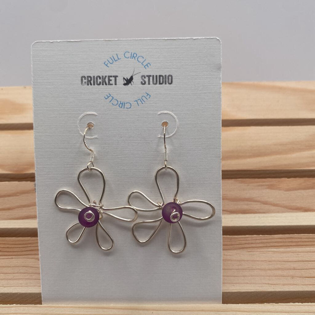 Cricket Studio | Small Flower Earrings