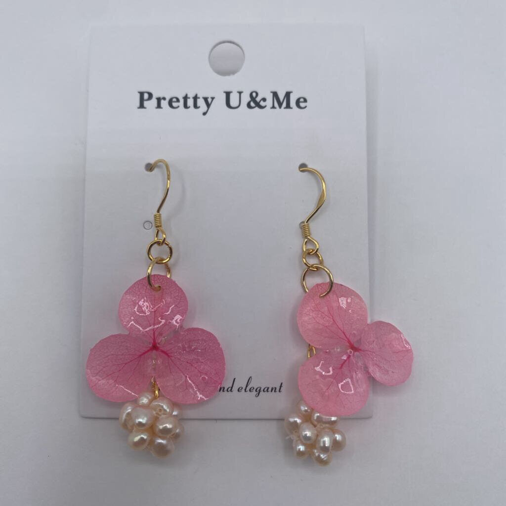 Pretty U&Me | Pink Hydrangea with Pearl Earrings