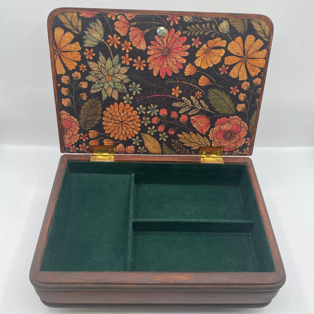 Chagres River Art | Cork Flowers Box